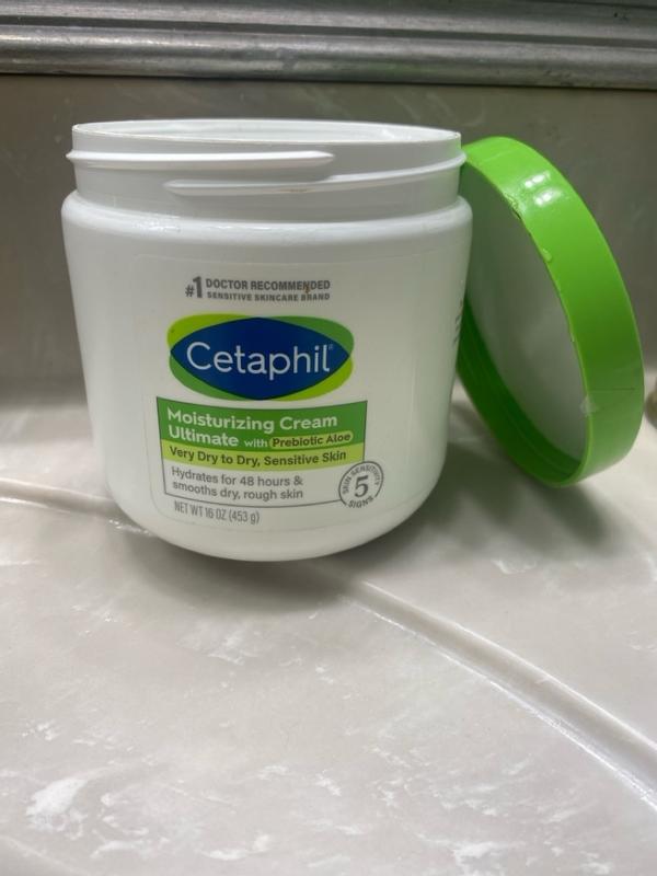 Cetaphil Moisturizing Cream Dry to Very Dry Skin - 450g